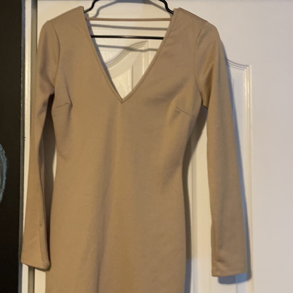 Dress - Picture 2 of 3